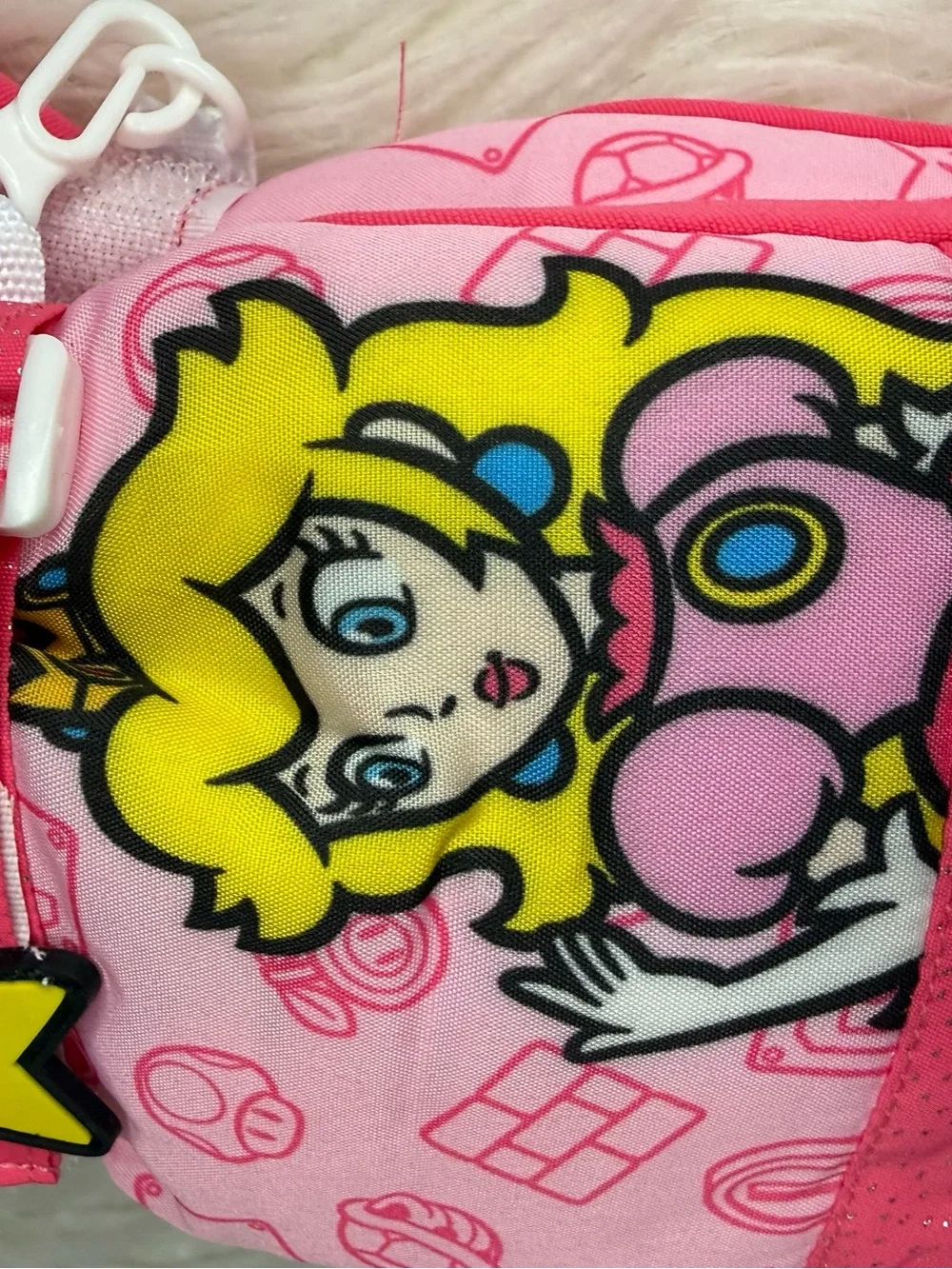 NWT Kids Pink Princess Peach Character Mittens with Star Accent Size S/M